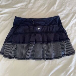 Lulu Lemon Tennis Skirt - Size 6